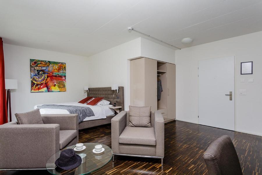 Swiss Star Home Illnau-Effretikon Εξωτερικό φωτογραφία